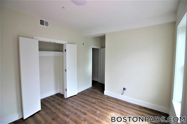 843 Columbia Rd Unidad 2