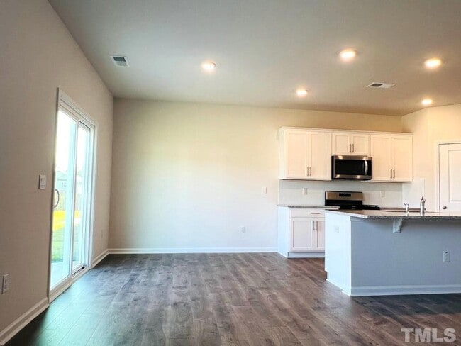 Photo - 5 Bedroom Single Family - Fuquay Varina
