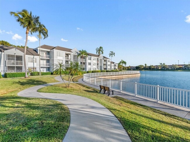 Photo - 8670 SW 212th St Unit 306