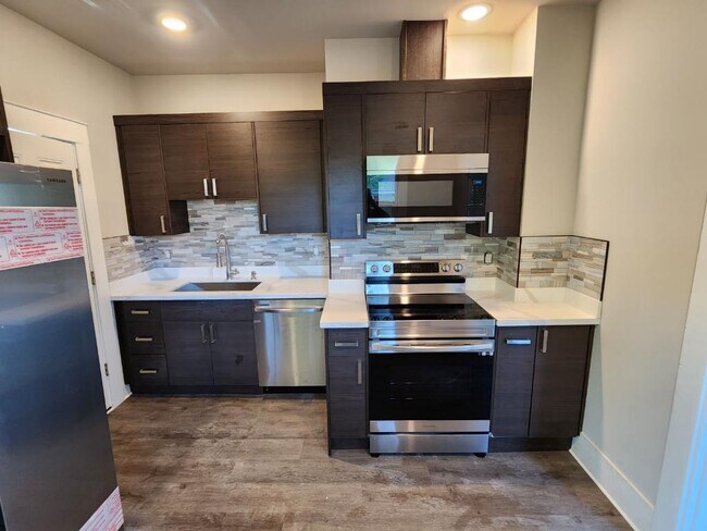 Photo - 1413 26th Ave