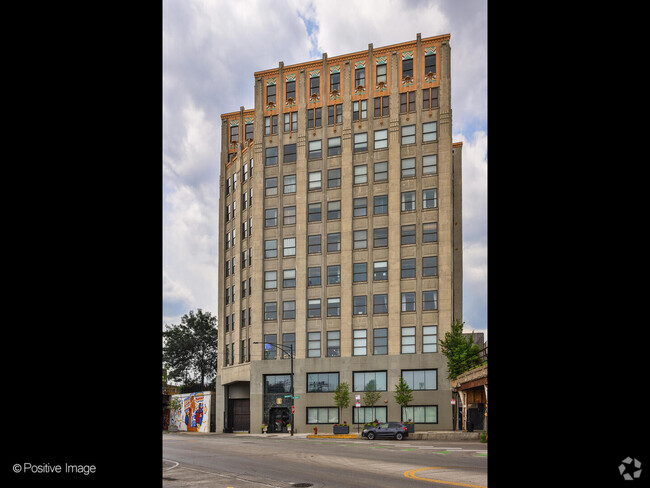 Building Photo - 1550 S Blue Island Ave Unit 1125 Rental