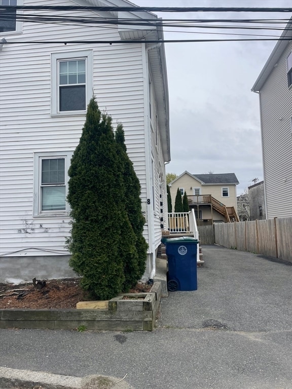 Building Photo - 8 Lothrop St Unit 3