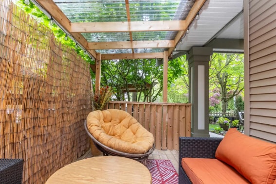 2733 Parkway Dr Unit 4 Bedroom Townhouse with Private Patio & Yard