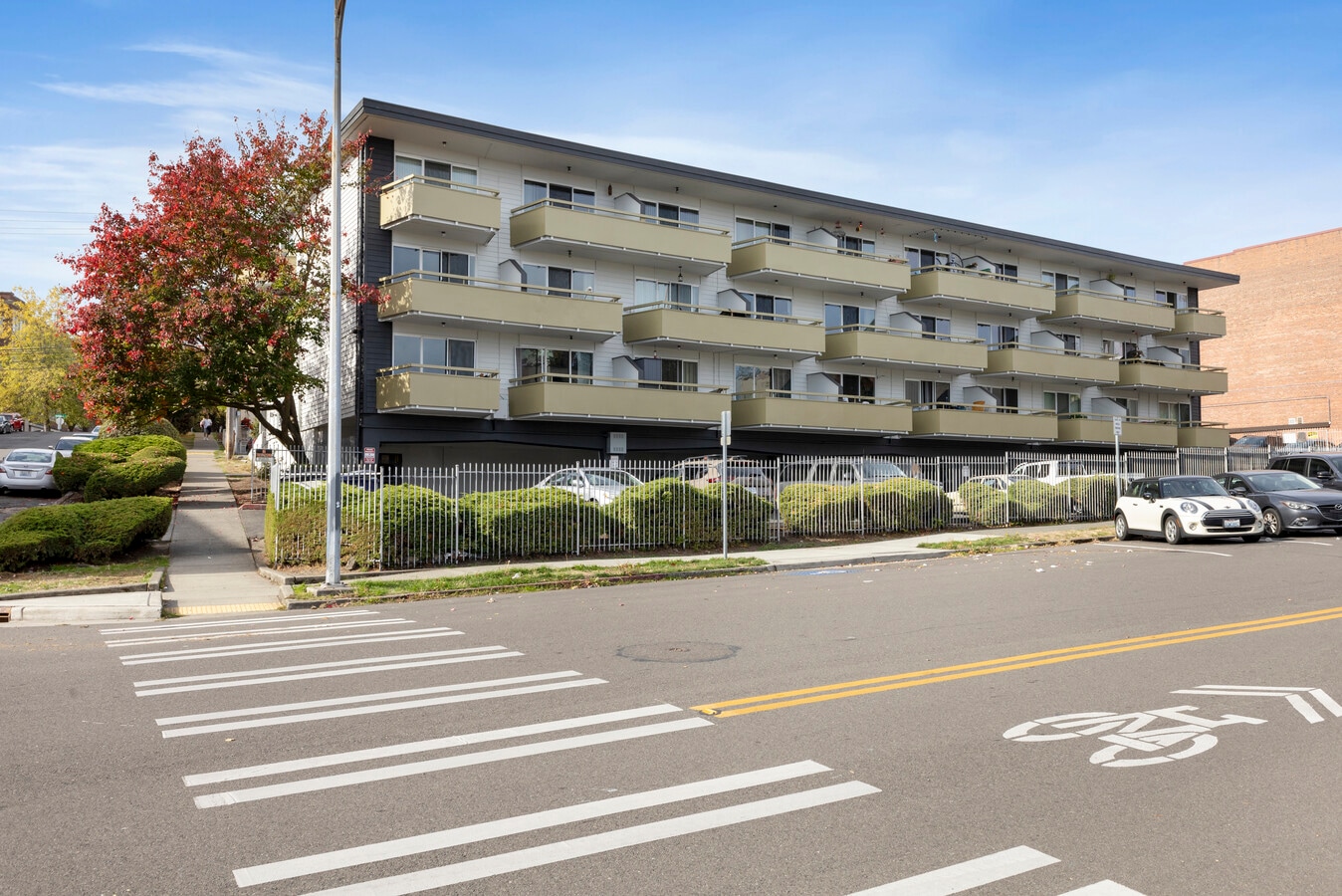 Baycrest Apartments - Baycrest Apartments