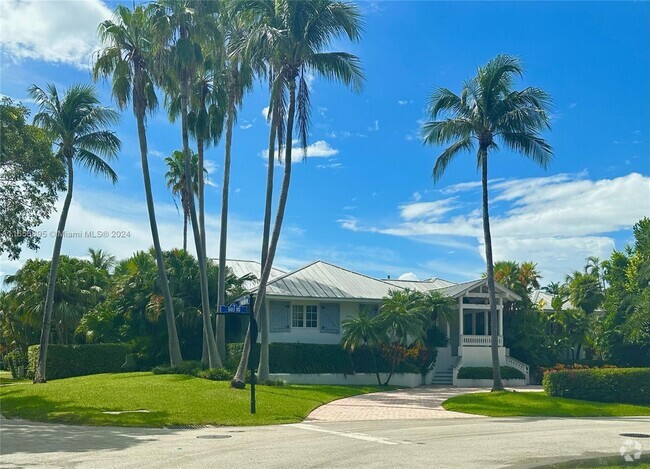 Building Photo - 390 Gulf Rd Rental