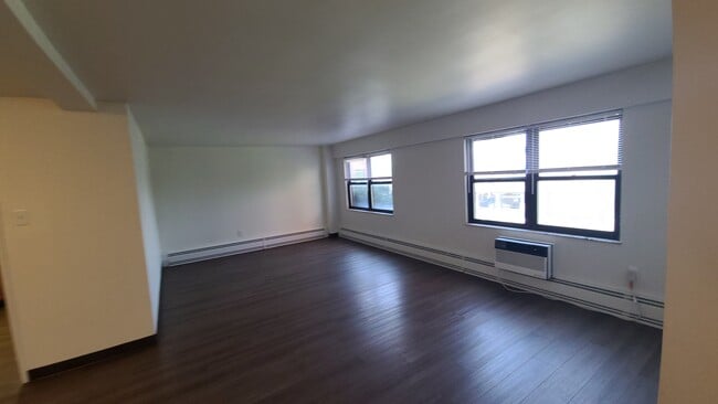 Style 1 - Avon Court