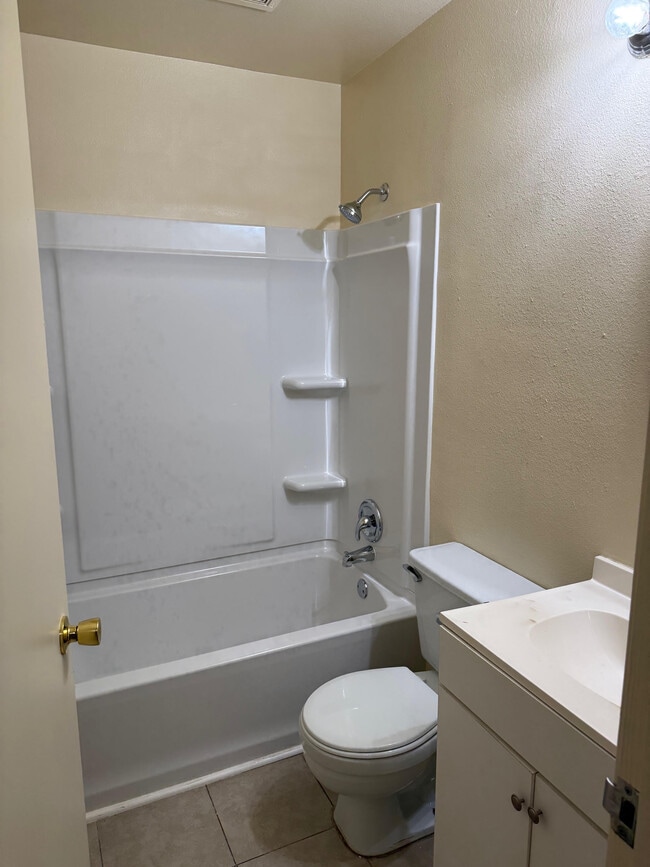 Photo - 314 Center St Unit D