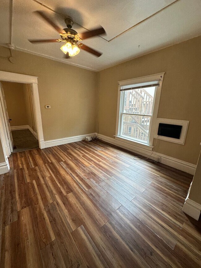 2020 10th Ave Unit 4A