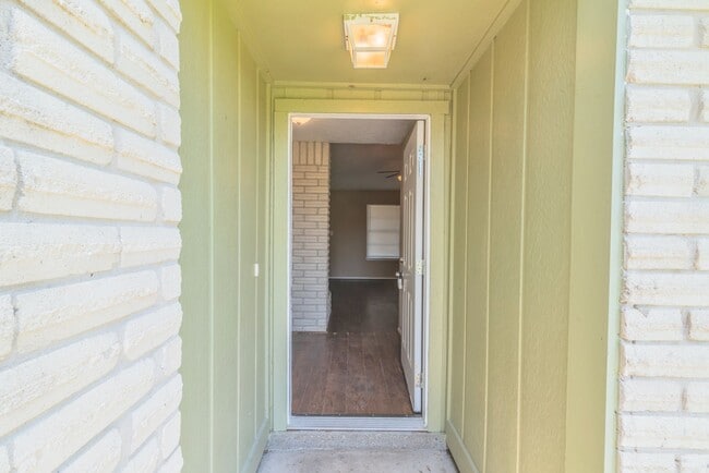 Photo - 14210 Galvani Dr