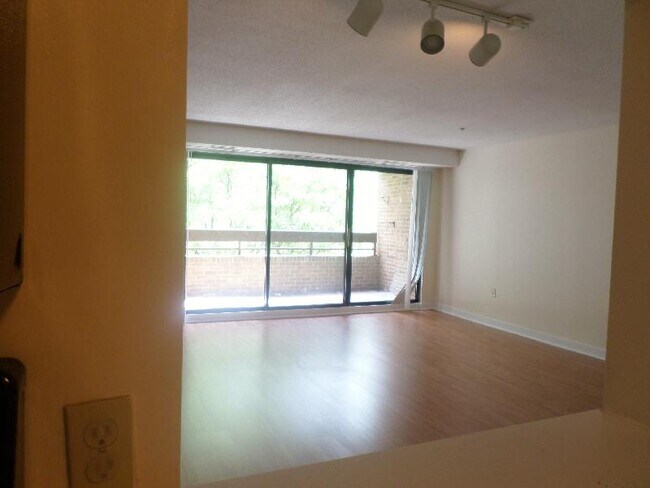 Photo - 1131 Beacon St Unidad 2