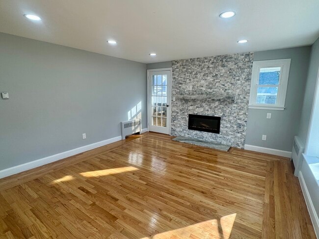 Photo - 11 Davis Ave