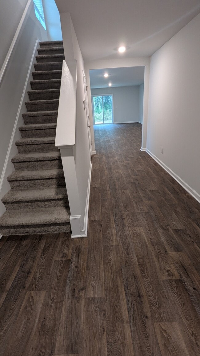 Photo - 497 Coconut Dr