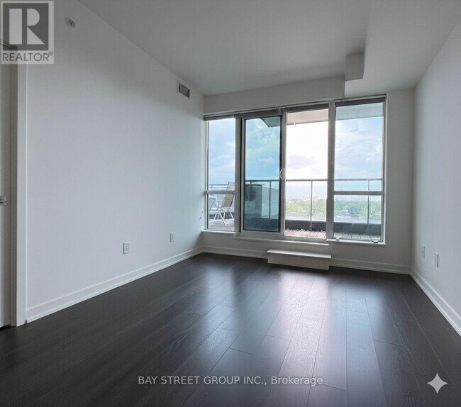 Photo - 31 Tippett Rd Unité 711