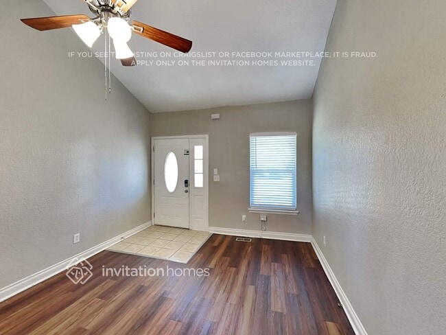 Photo - 4016 S Fundy Way