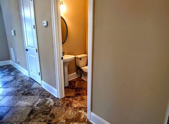 Photo - 3 Bedroom Townhouse - Professionally Located