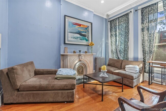 220 E 116th St Unit 2nd Floor