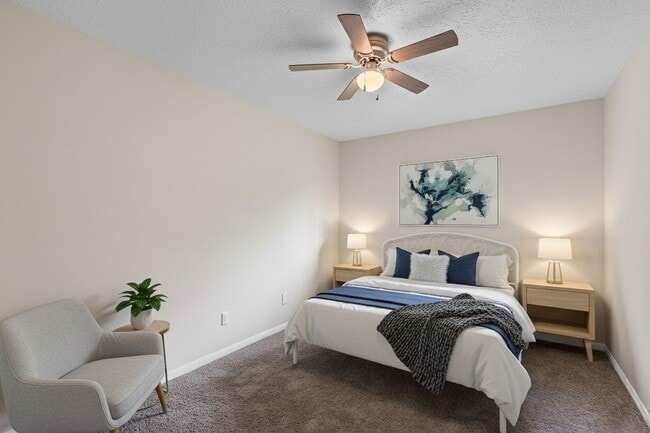 Photo - 335 Haymarket Ln