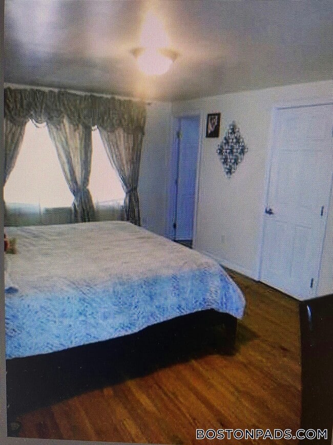 Photo - 167 Summer St Unit 1
