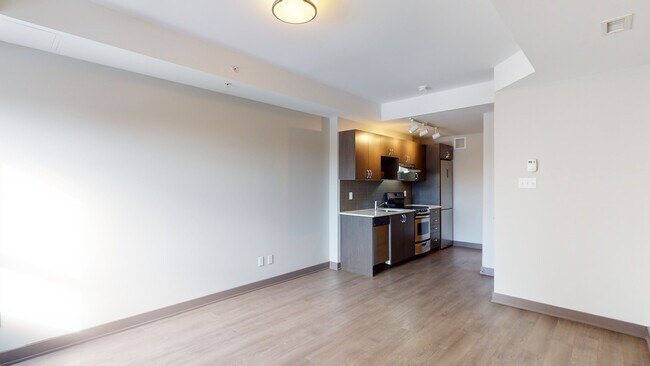 Photo - 169 Lisgar St.