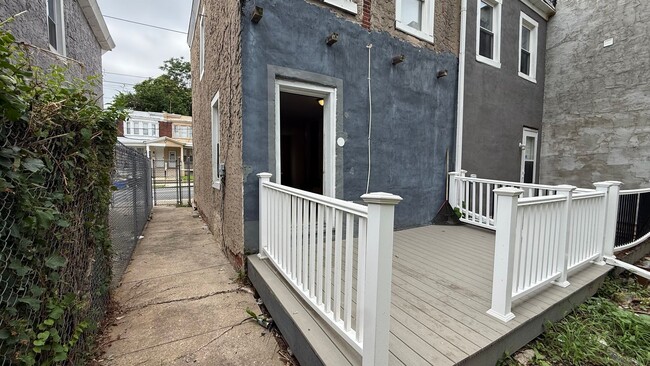 Photo - Lovely Home - Carroll Park