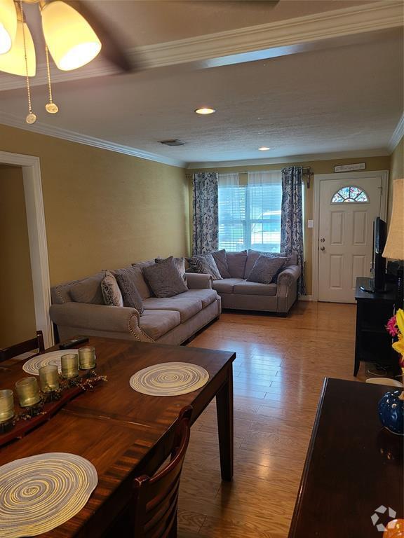 Building Photo - 6742 Feldspar St Rental