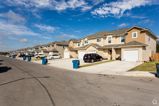 Photo - Retreat at Retama Park