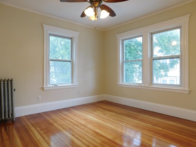 17 Manley St Unit 3