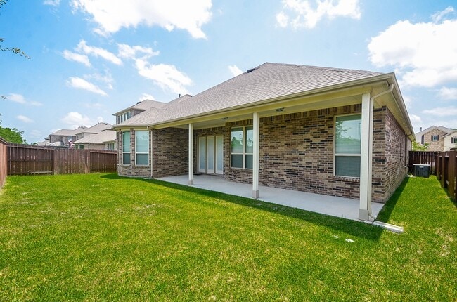 Photo - 25122 Sundance Park Ln