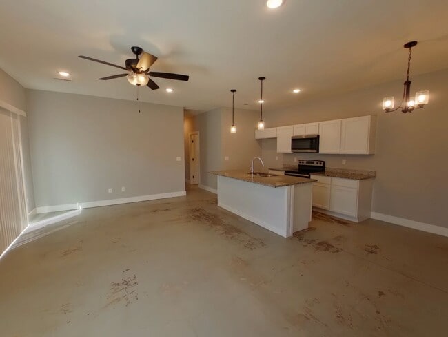 Photo - 1334 W Haskell St