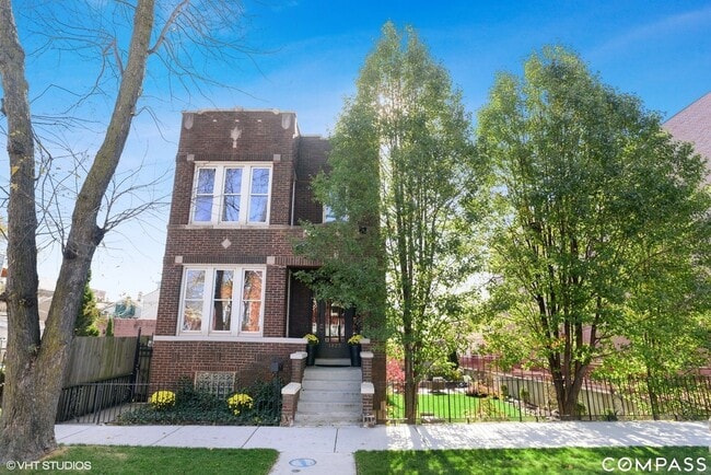Photo - 1823 W 22nd Plz Unidad First Floor