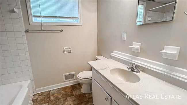 6650 Maywood Ave Unit B