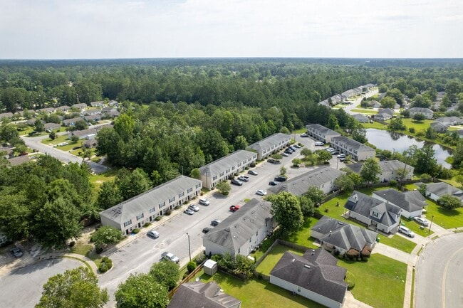 Photo - 2BD/2.5 bath Townhome in Valdosta, Ga!