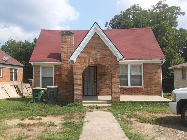 Building Photo - 2Bedroom Home