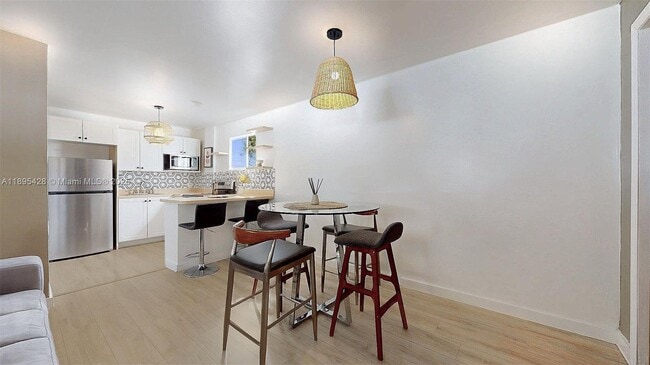 Photo - 6760 SW 19th St Unidad Back