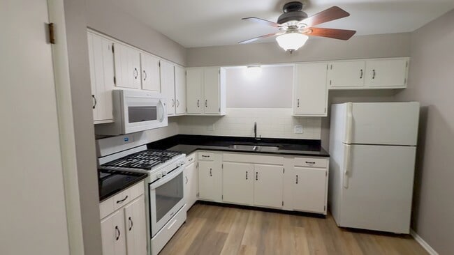 Photo - 3111 Jacqueline Dr