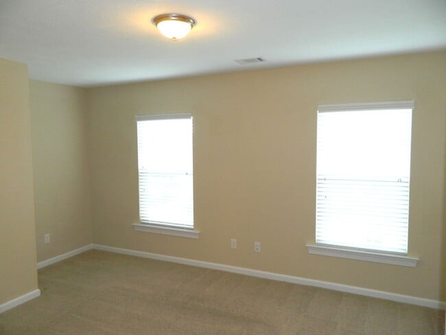 Photo - 835 Williford Run Dr