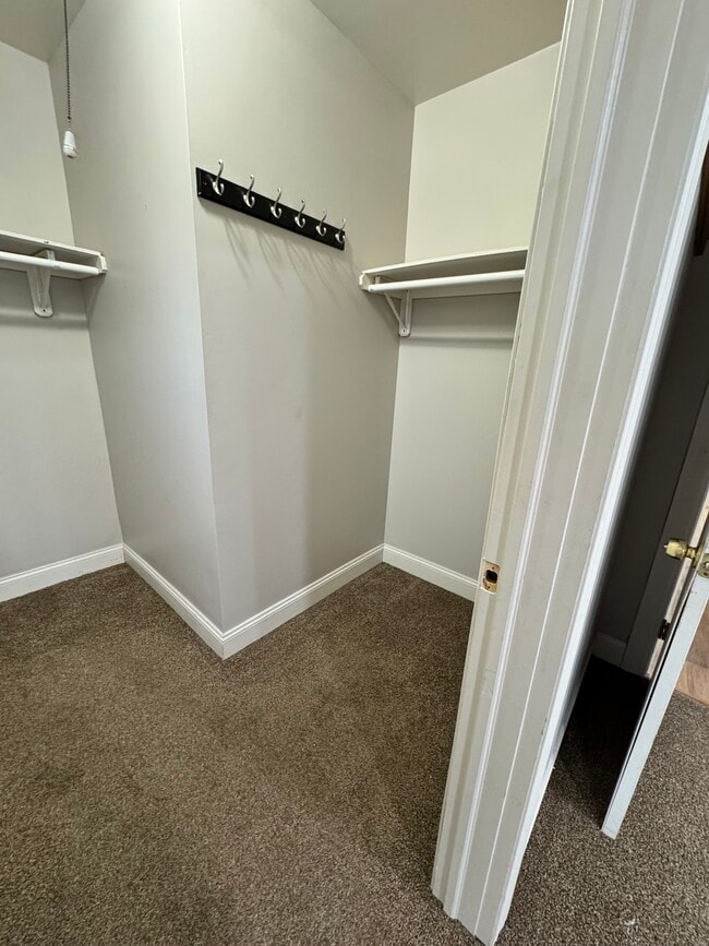 Walk in closet