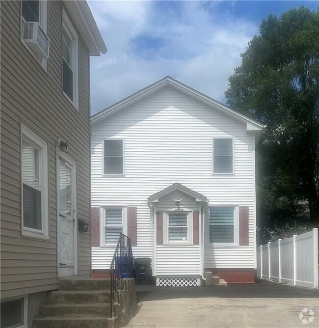 Building Photo - 213 Francis Ave Rental