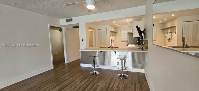 Photo - 9450 Poinciana Pl Unit 103