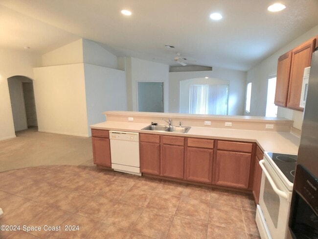 Photo - 849 Macon Dr