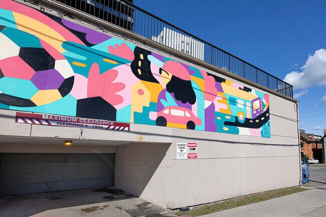 Building Photo - 43 Forest Ave