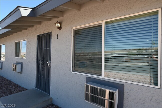 Photo - 320 N 16th St Unidad 1