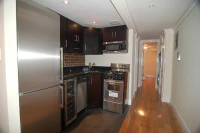 Photo - 118 E 7th St Apartment Unit 1E