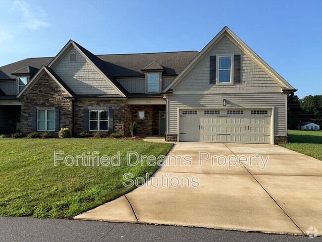 Building Photo - 7028 Westfield Vlg Cir Rental