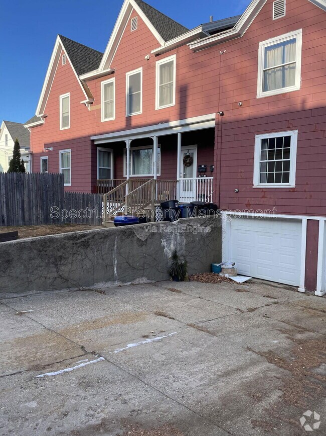 Building Photo - 87 Winter St Unit 2 Rental