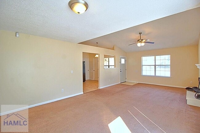 Photo - 664 Windward Dr