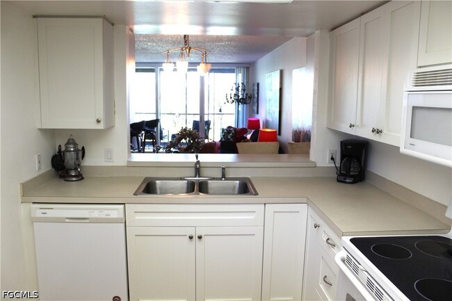 Photo - 25806 Cockleshell Dr Unit 314