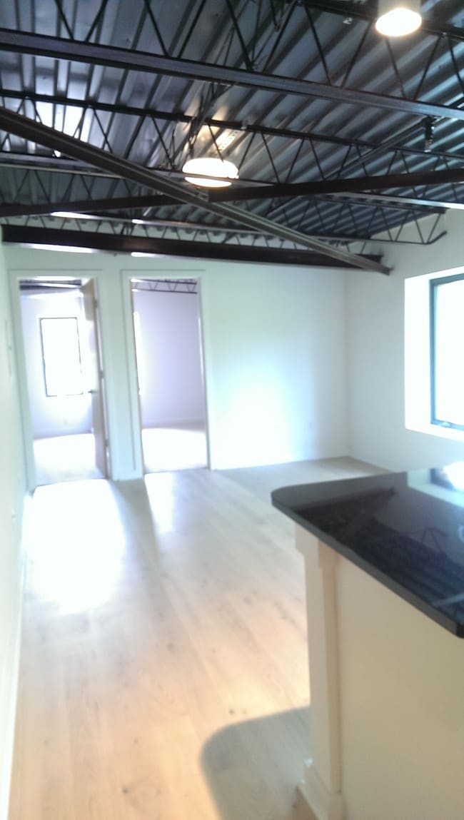 Photo - East End Theater Apartments