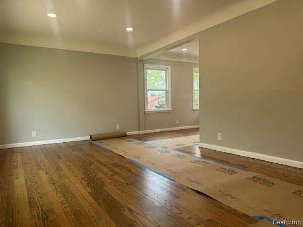 Photo - 23545 Parklawn St