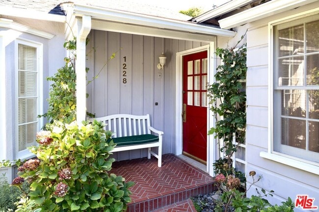 Photo - 1228 Peck Dr